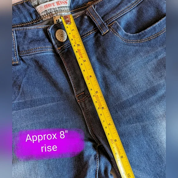 Hot kiss size 9 Capri, crop style jeans with faded blue denim look, GUC - Picture 10 of 13